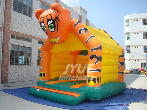 Animal Kingdom Inflatable Castle Bounce House