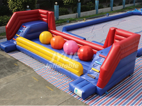 Inflatable Ball Challenge,Crazy Inflatable Jumping Big Ball Wipeout Course Game