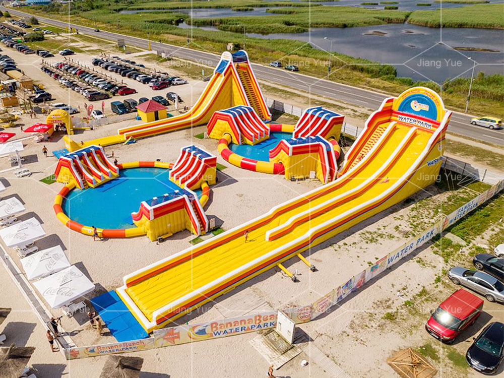What Are The Development Direction Of Future Inflatable Water Parks?