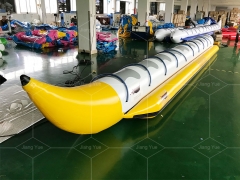 China PVC Hot Sale Fly Fish Flying Water Sport Inflatable Banana Sunscreen Boat for 10 People